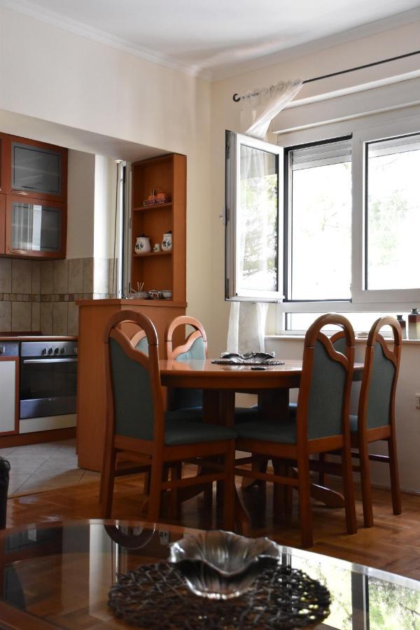 Apartment Music-Center, In The Center Of พอดโกริกา ภายนอก รูปภาพ