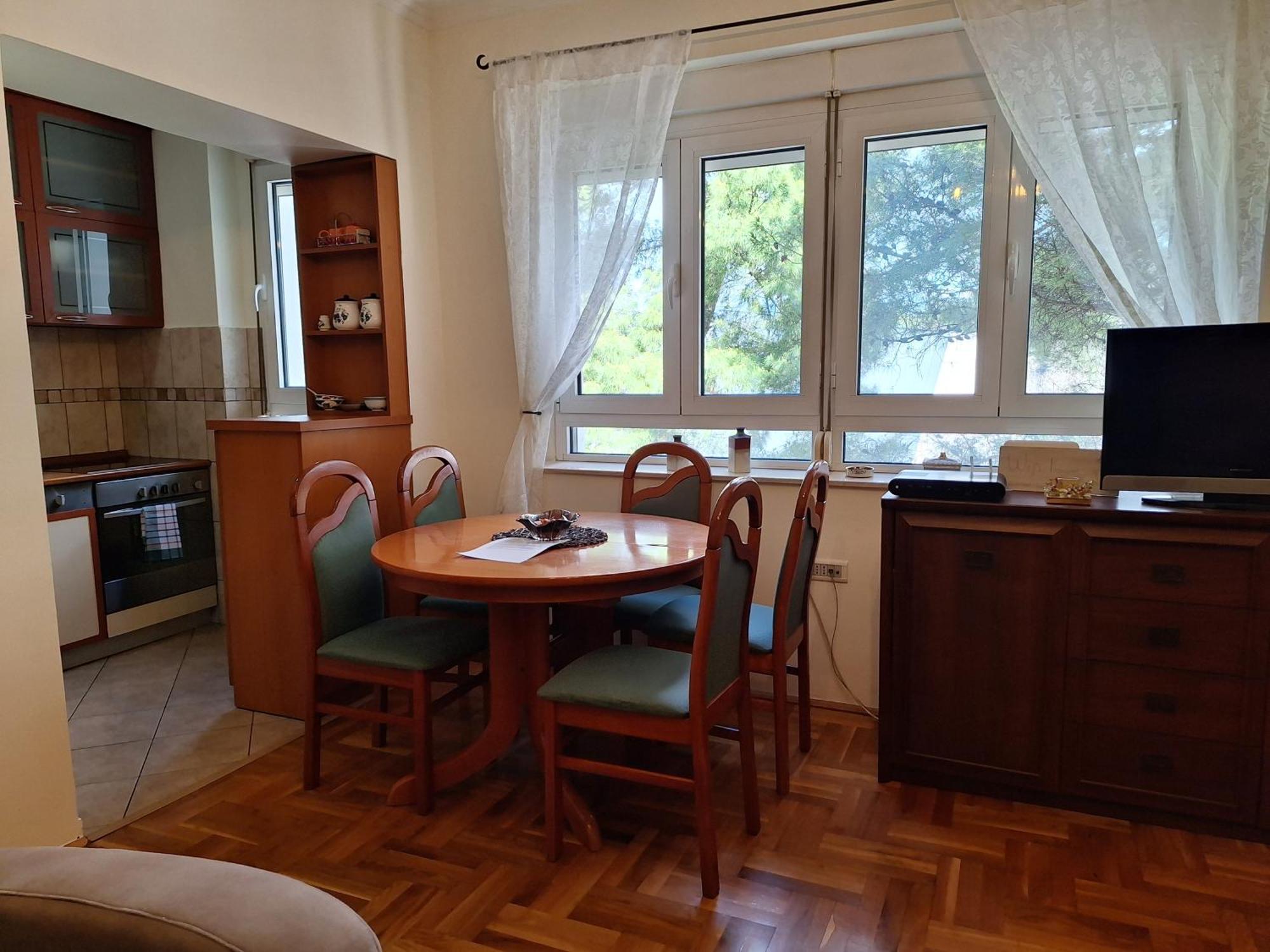 Apartment Music-Center, In The Center Of พอดโกริกา ภายนอก รูปภาพ
