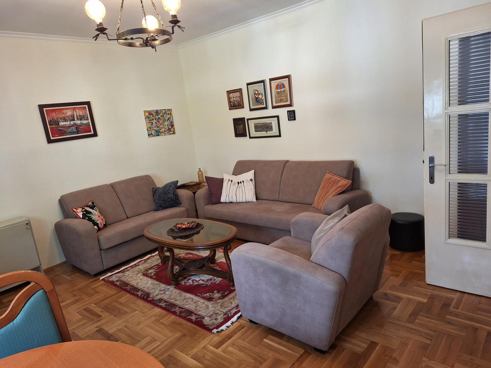Apartment Music-Center, In The Center Of พอดโกริกา ภายนอก รูปภาพ